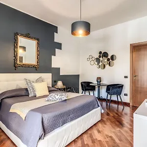 Stasera A Casa Da M.e. Bed and breakfast Roma
