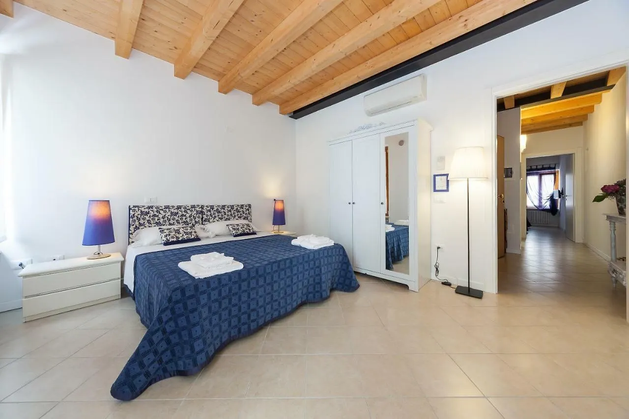 B&B King Verona 0*,  Italië